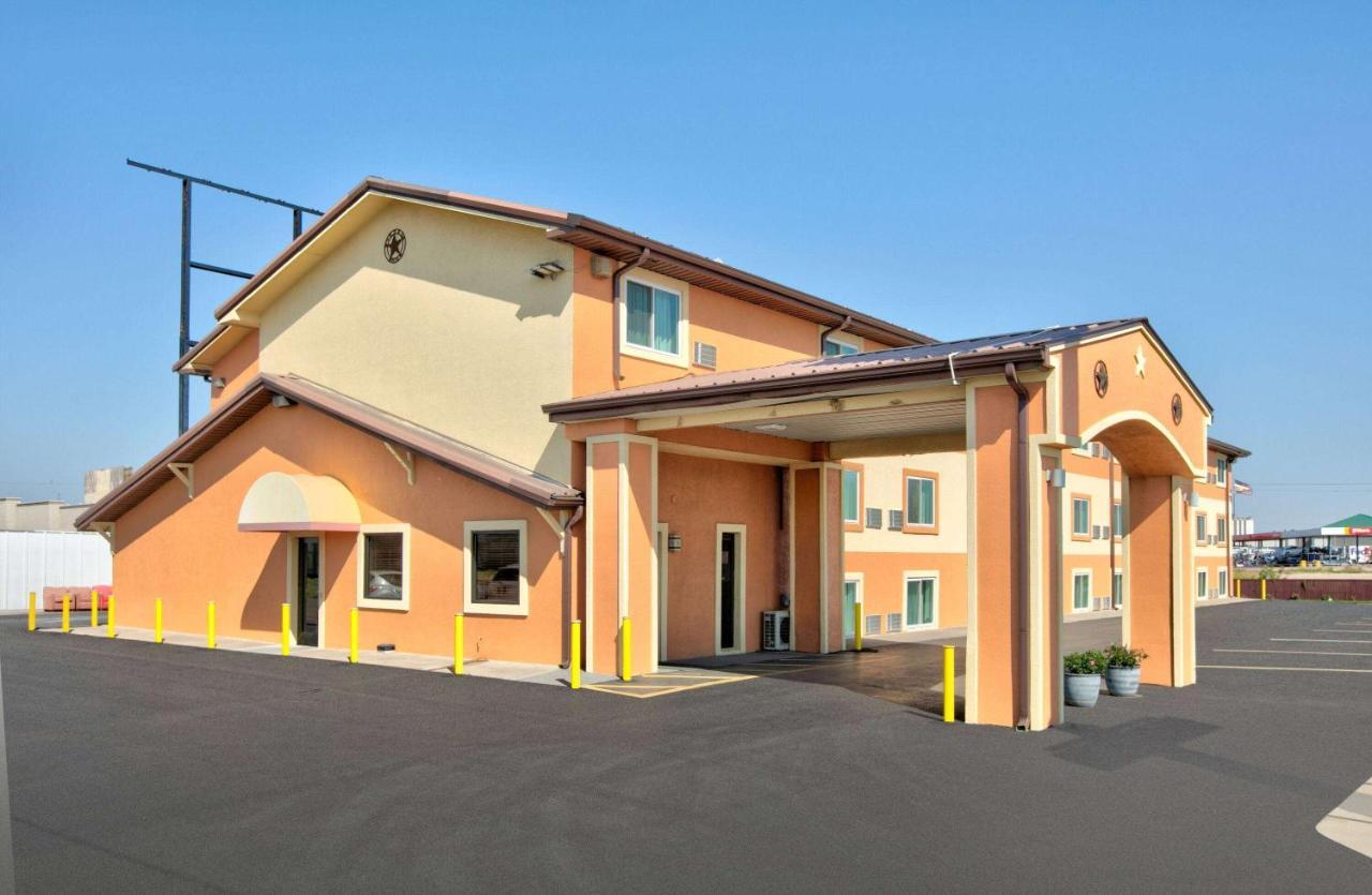 Super 8 By Wyndham Amarillo Exterior foto